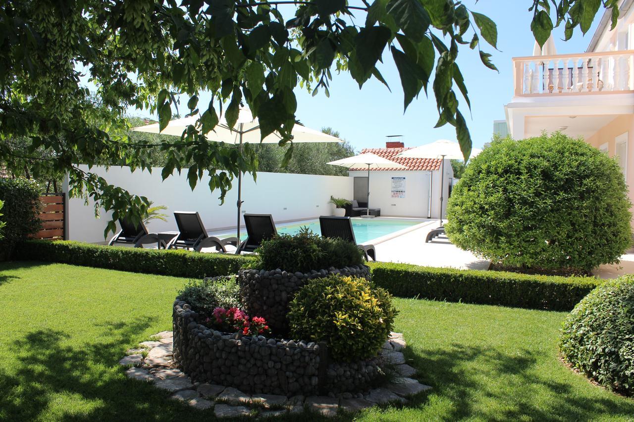 Apartments Saric Biograd Na Moru Exteriör bild