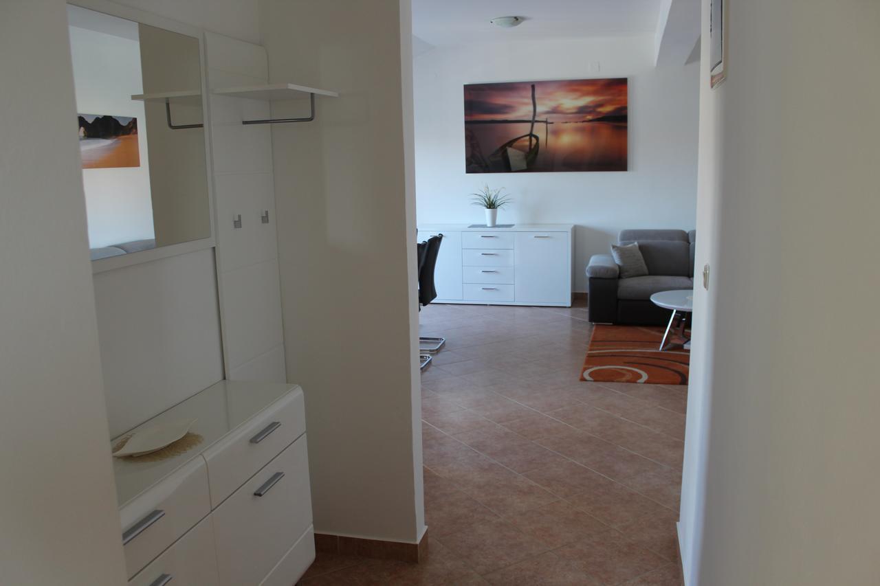 Apartments Saric Biograd Na Moru Exteriör bild